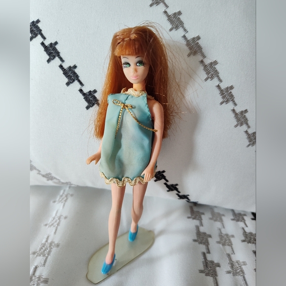 Topper Dawn Doll - Picture 1 of 3